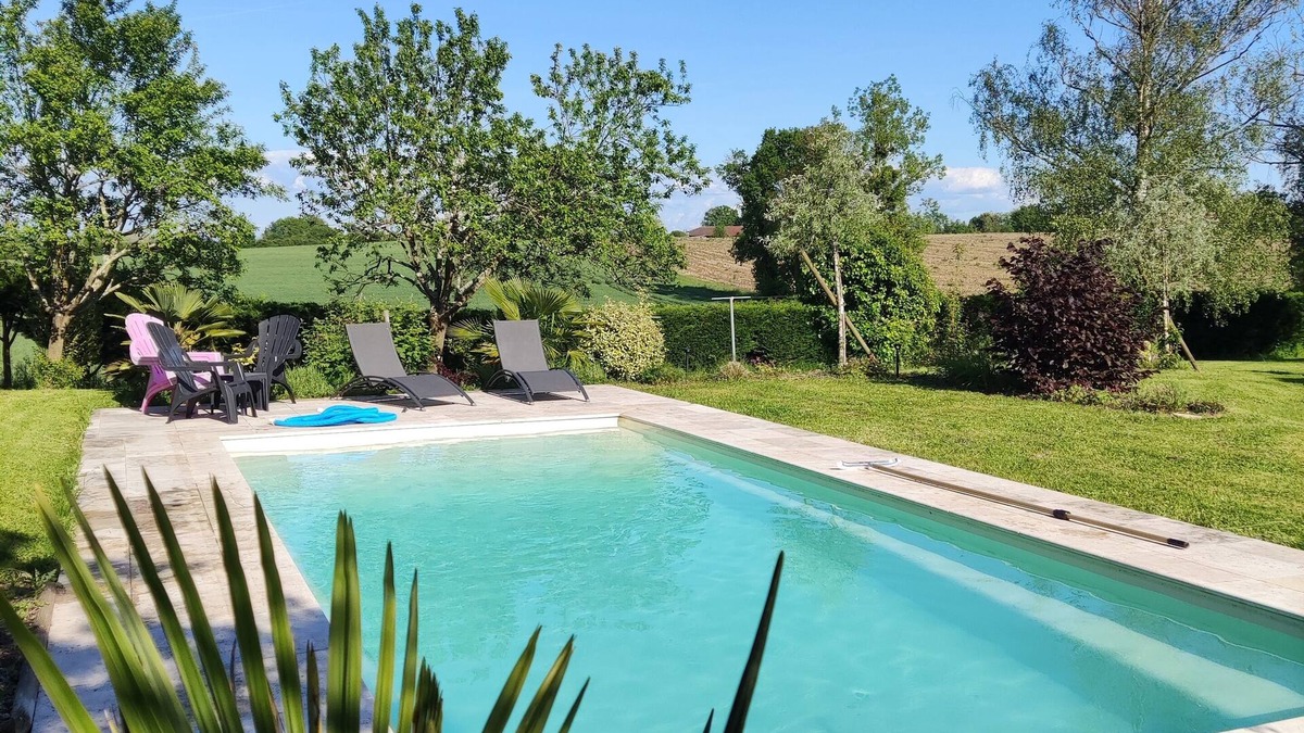 Polliat Cottage | Cottage in the countryside 10 minutes from Bourg en Bresse