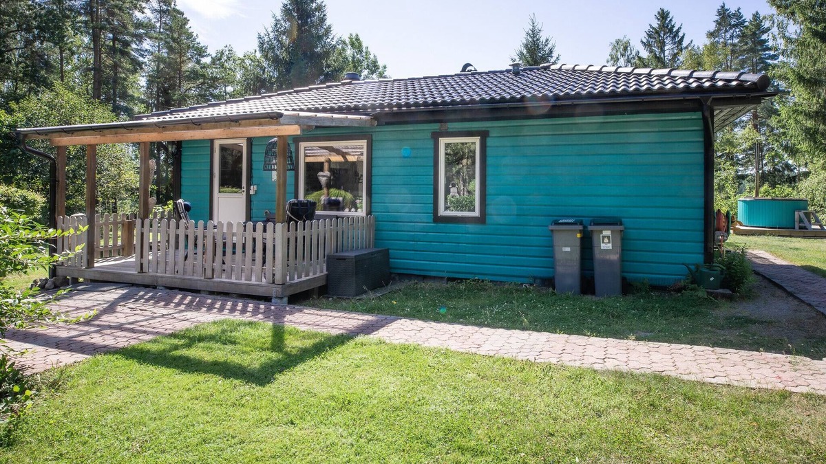 Flen Municipality House | Cottage in the heart of Sörmland with spa (rentable)