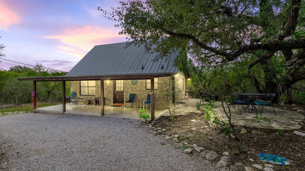 Concan Cottage | Cottage in the heart of Concan surrounded by nature & less than 5-minute drive to THE Frio River