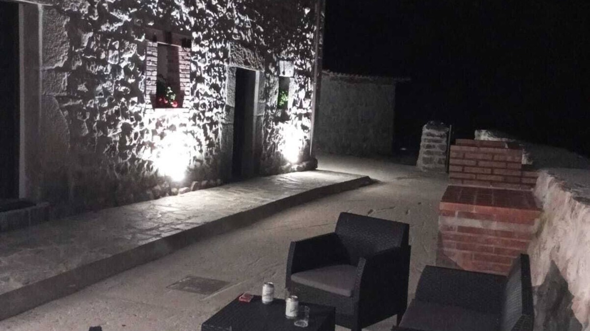 Cabrales Cottage | Cottage in the mountains with studio (pet friendly)