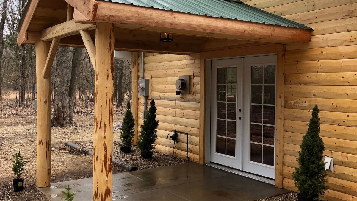 Manistee County House | Cottage In The Woods