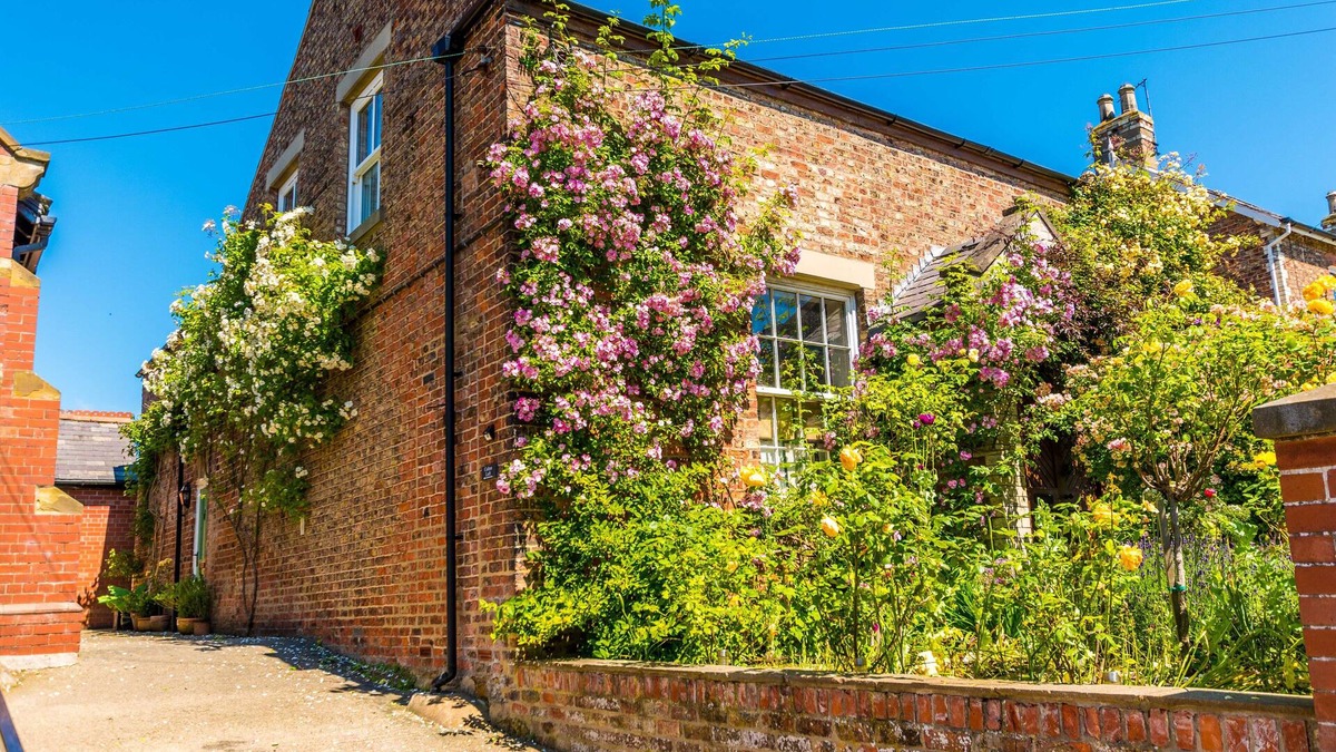 Scawton House | Cottage in village location with lovely views to the Hambleton Hills and White H
