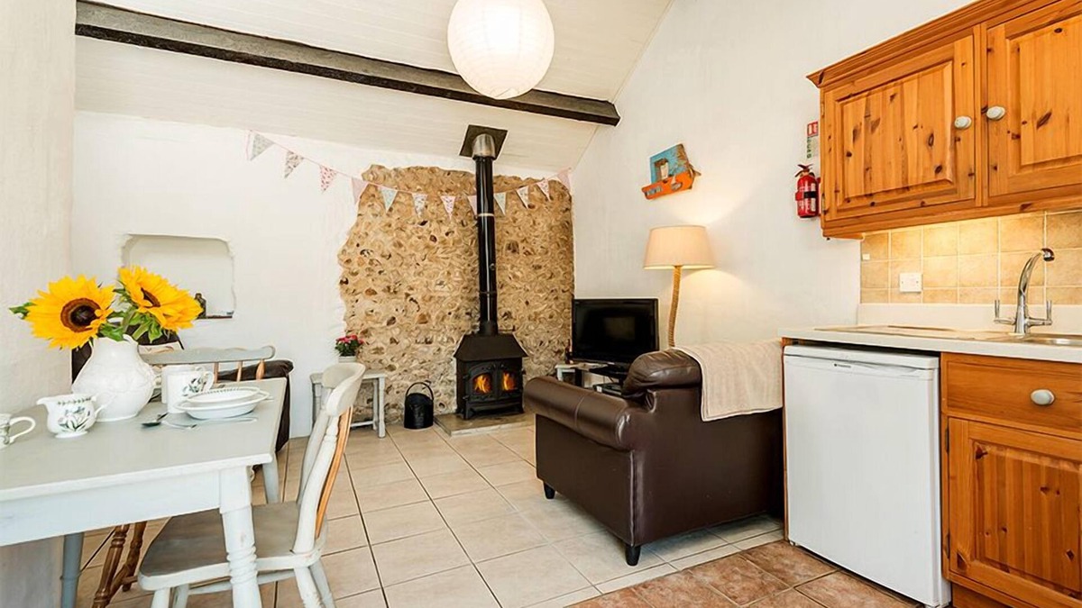 Whitchurch Canonicorum Cottage | Cottage in West Dorset - Smugglers Barn