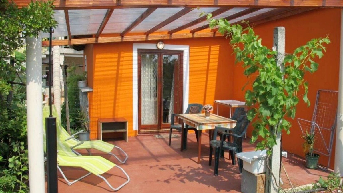 Babici House | Cottage Iris in the countryside, quiet area, Biribaci-Umag, WiFi, parking