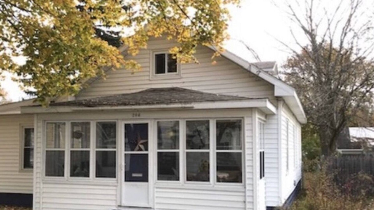 Tawas City Cottage | Cottage Just 2 Blocks to Beach and Town