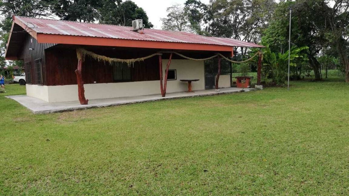 Penjamo House | Cottage La Fortuna, a place to rest!