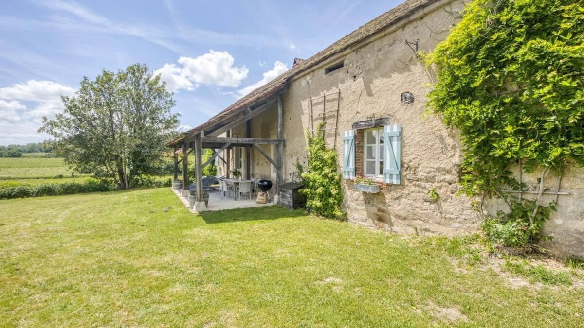 Poil House | Cottage La Grenouillère