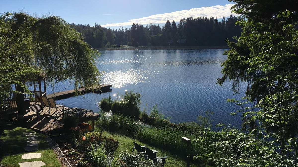 Woodinville Bed & Breakfast | Cottage Lake Bed and Breakfast