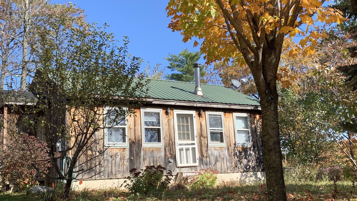 Temple Cottage | Cottage Land from the end