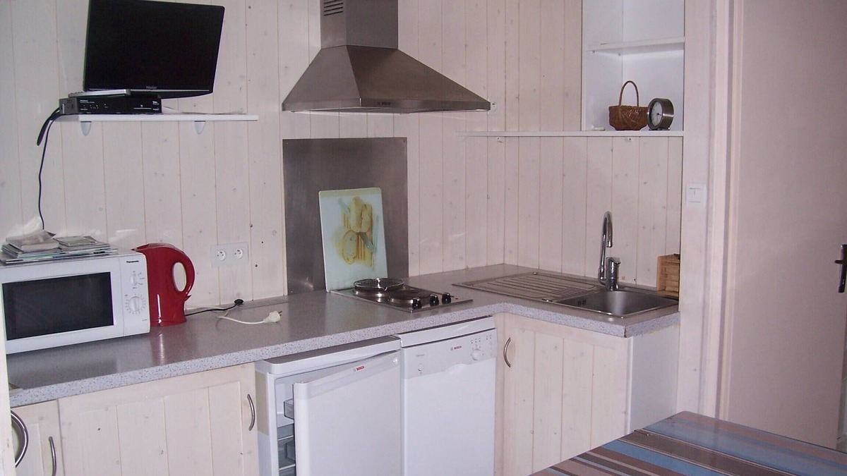 Sainte-Marie-de-Re Cottage | Cottage Les Roses de mer 4