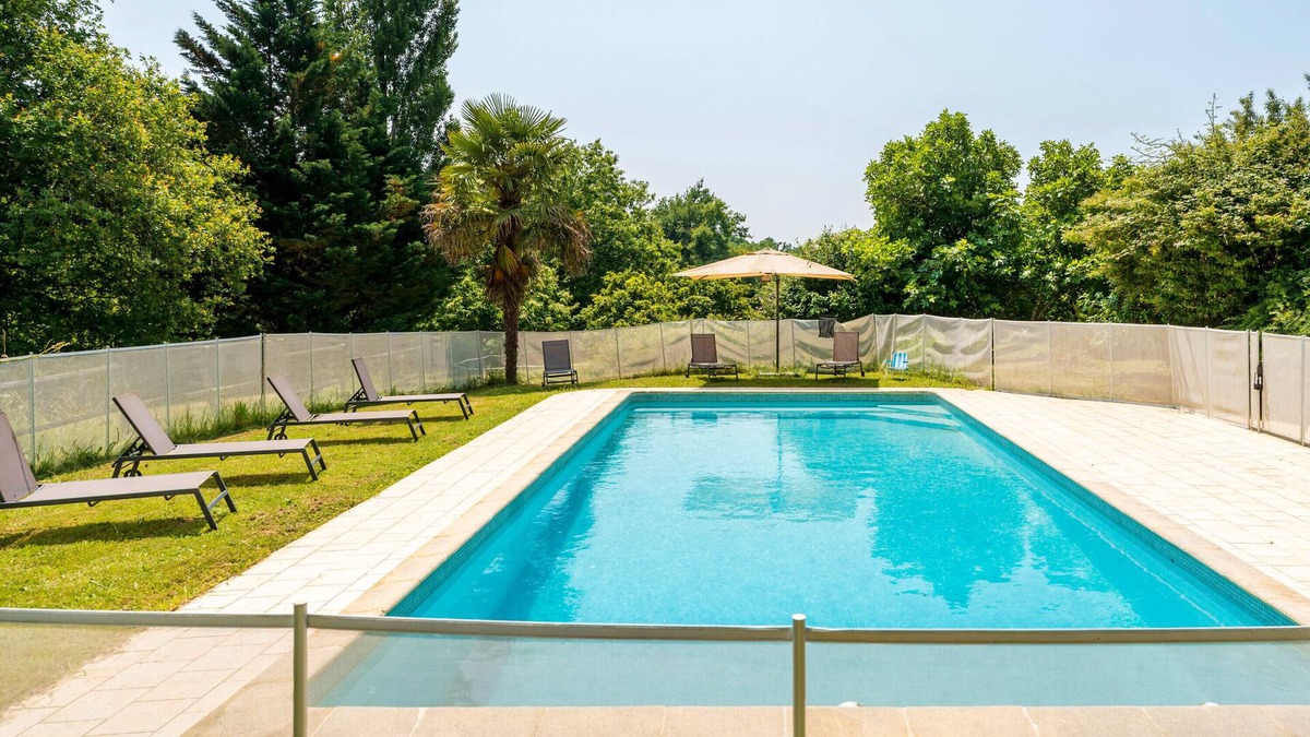 Panjas House | Cottage 'Lou Tapata' with Shared Pool, Private Terrace and Wi-Fi