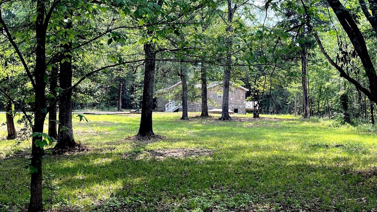 Columbus Cottage | Cottage on 3 acres, just minutes from Golden Triangle Industrial park