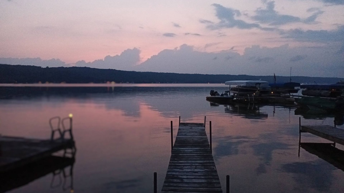 Conesus Cottage | Cottage on Conesus lake w private shared lake access/beach, fireplace & AC