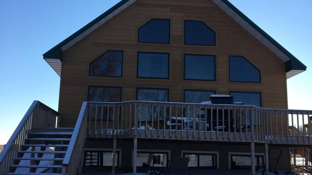 Saint Michael House | Cottage on Devils Lake
