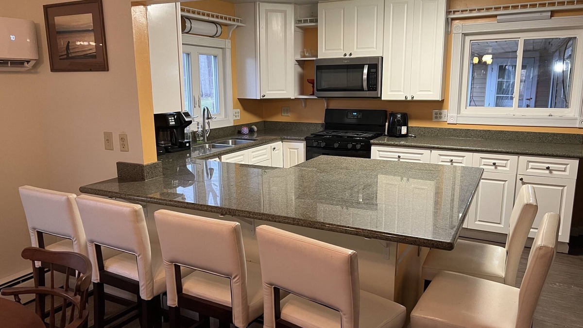 Town of Varick Cottage | Cottage on Seneca Lake with Private Dock