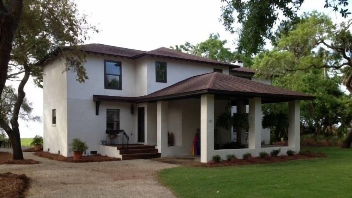 Apalachicola House | Cottage On The Bay of Apalachicola