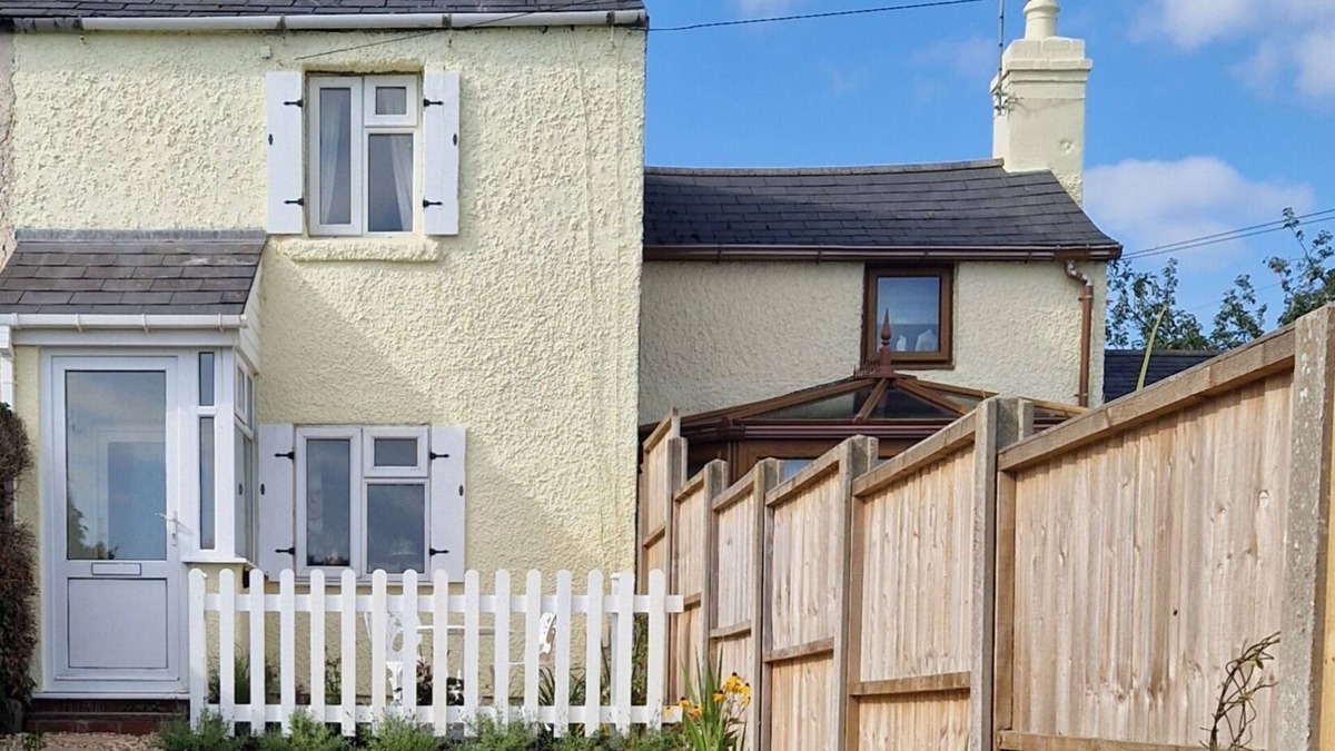 Malvern Cottage | Cottage On The Common