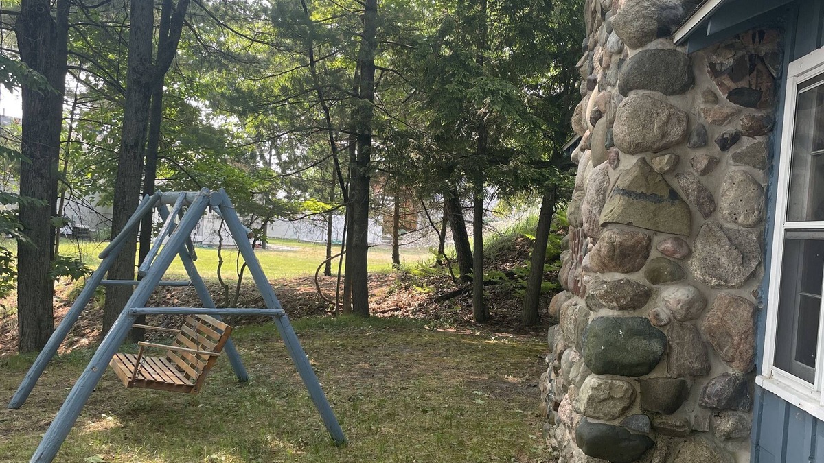 Stanwood Cottage | Cottage On the Shore