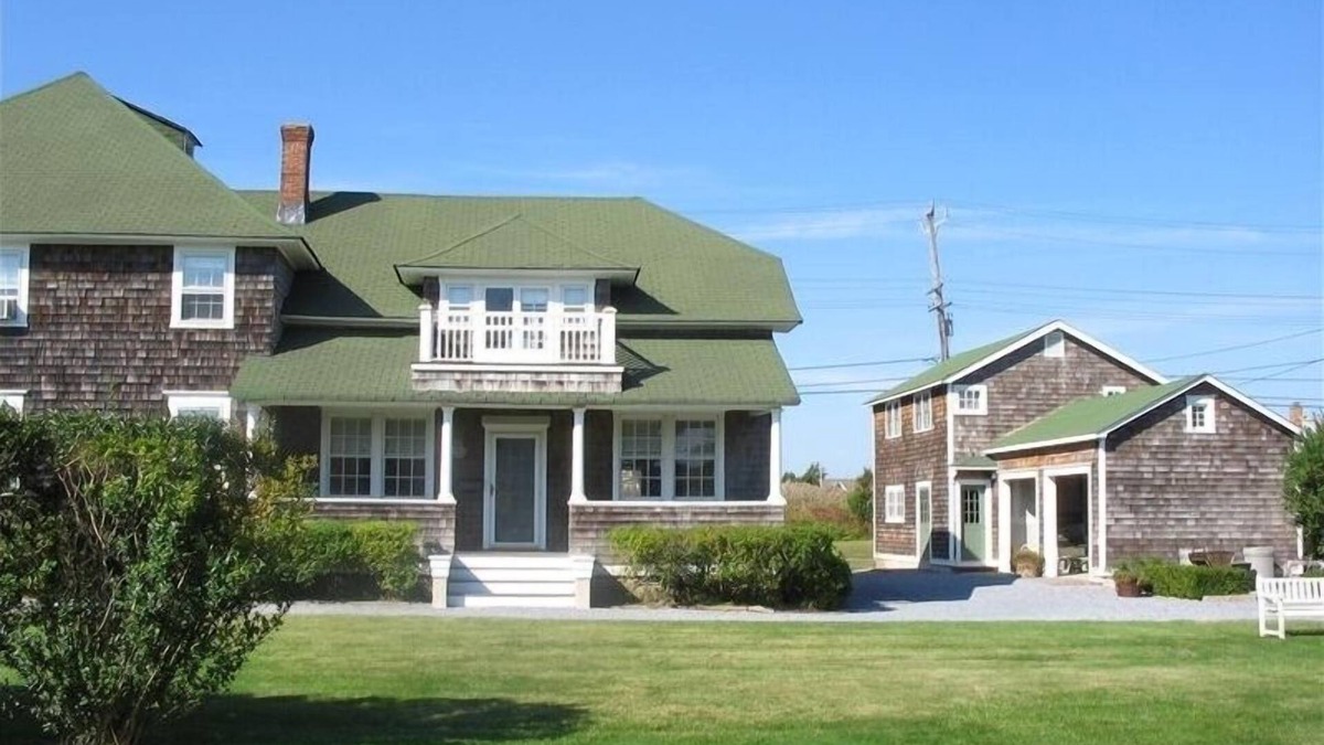 Monmouth Beach Cottage | "Cottage Road Beach House" - Booking open for Summer 2020