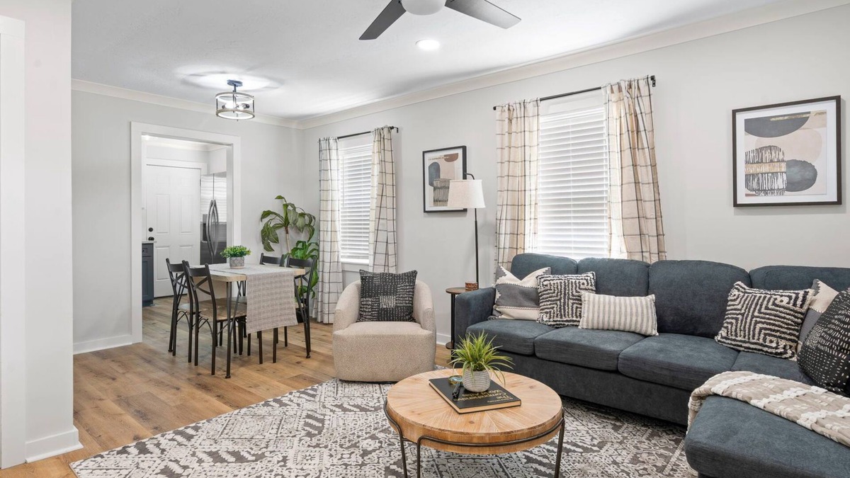 Laurel Cottage | Cottage Row: Mason