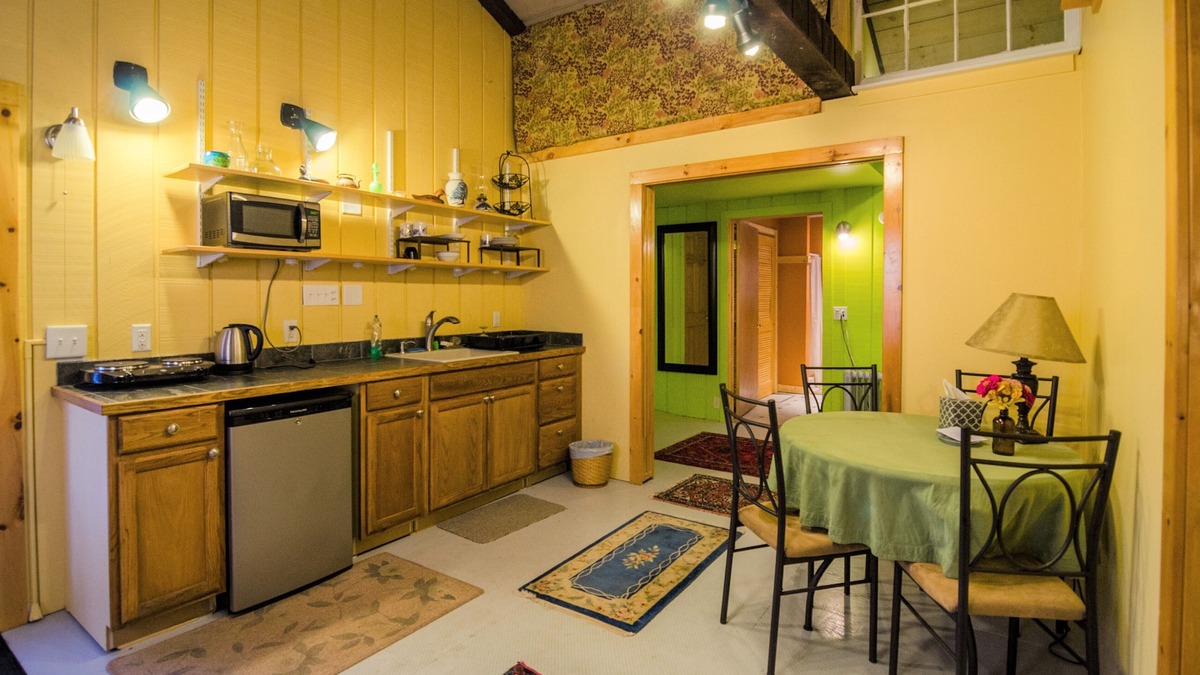 Charlotte Hotel | Cottage Suite located in the most beautiful area in New England!