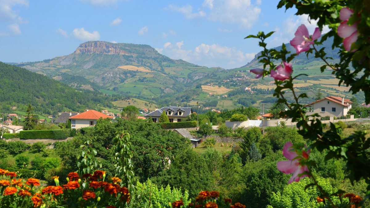 La Cresse Cottage | Cottage "The flowers of Mary"