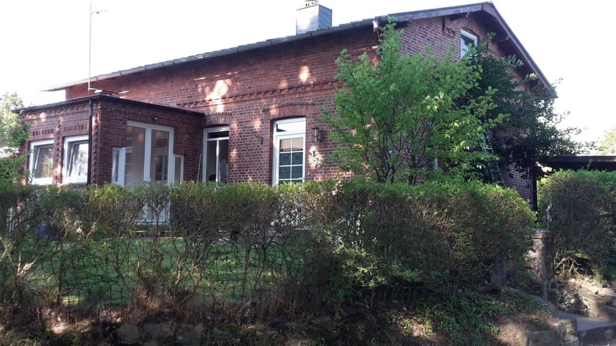Rade House | Cottage under the oaks