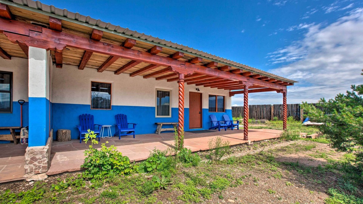 El Prado Cottage | Cottage w/Patio & Grill - 25 Min to Taos Valley!
