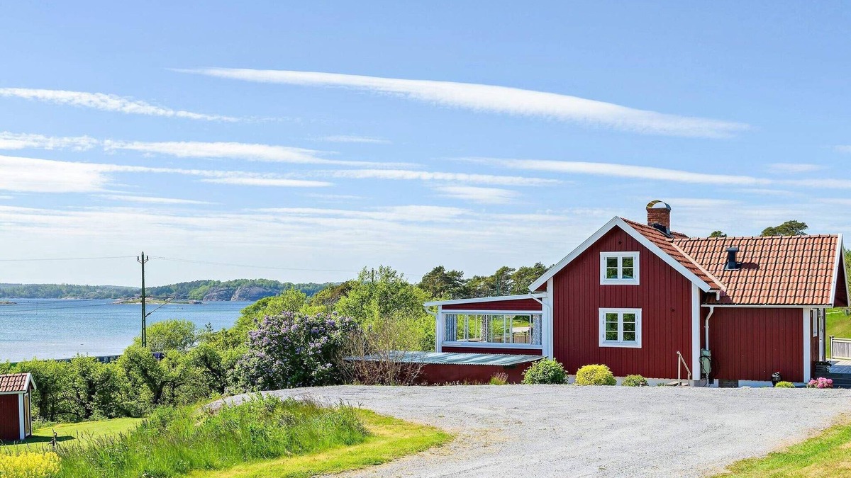 Stenungsund House | Cottage with Fjord View, Stenungsund