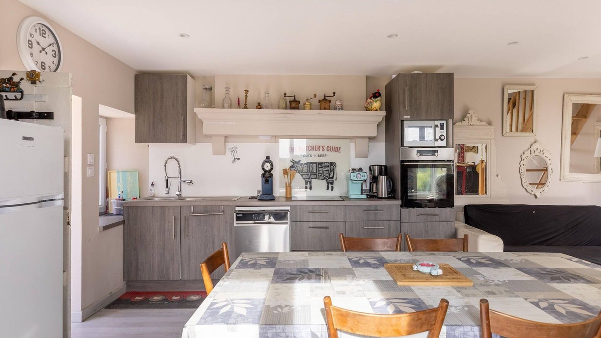 Molesme House | Cottage with independent studio in Molesme