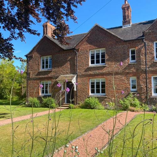 Wollerton House | Cottage with log burner and hot tub in shropshire
