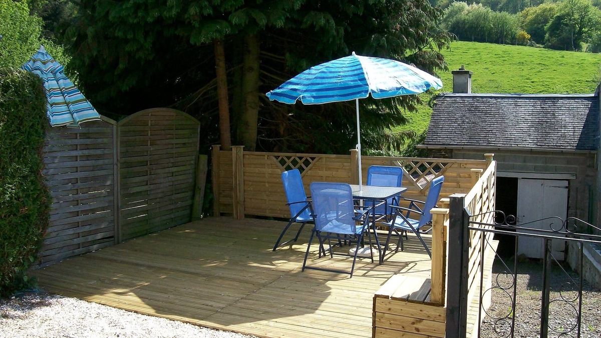 Brouains Cottage | Cottage With Off Road Parking