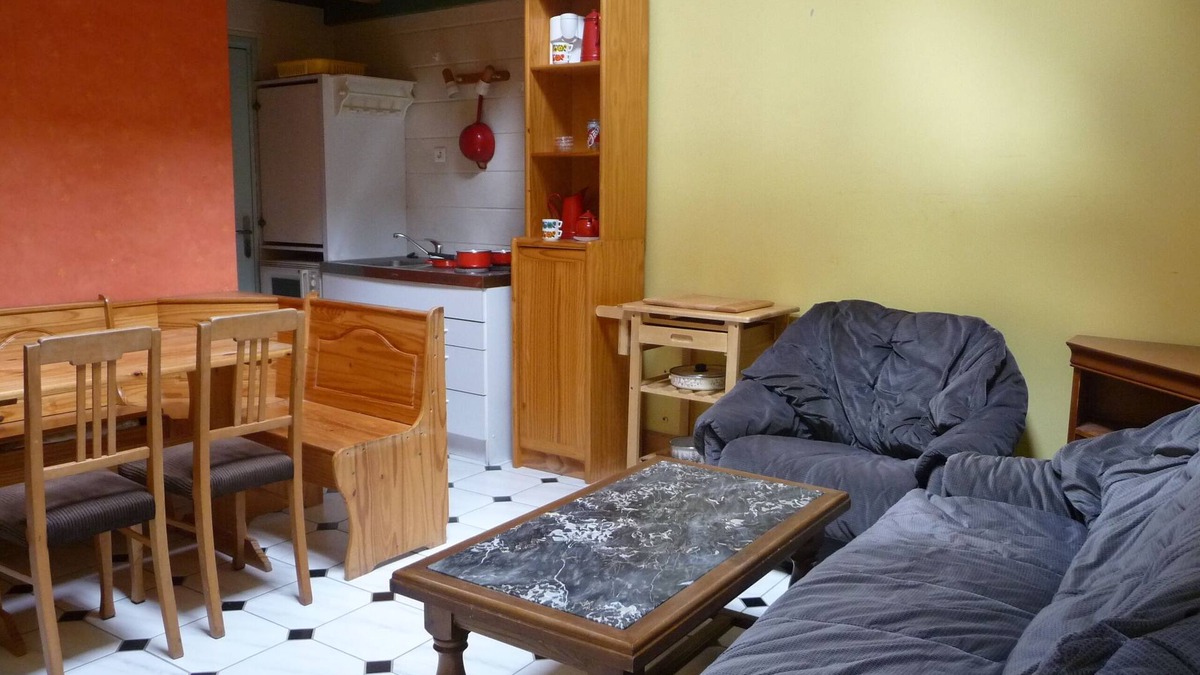 Rougegoutte House | Cottages for 2 to 8 people by the river in a house with character.