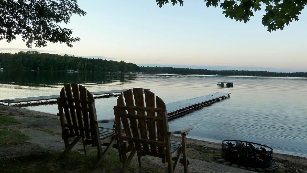 Hayward Cottage | Cottages on Round Lake, Up to 6 people in each, 2 available