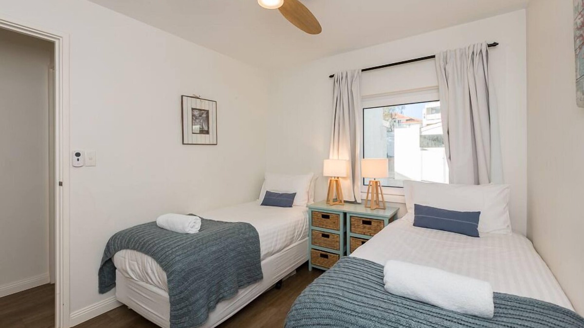 Cottesloe Apartment | Cottesloe Blue Apartment - Executive Escapes