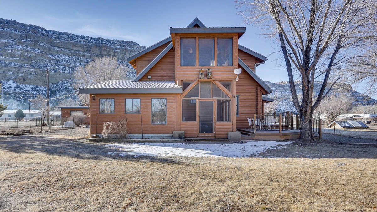 Blanco Cabin | ‘Cottonwood Cabin’ w/Private On-Site Fly Fishing!