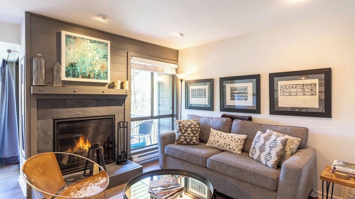 Elkhorn Condo | Cottonwood Condo in Sun Valley | Walk Everywhere!