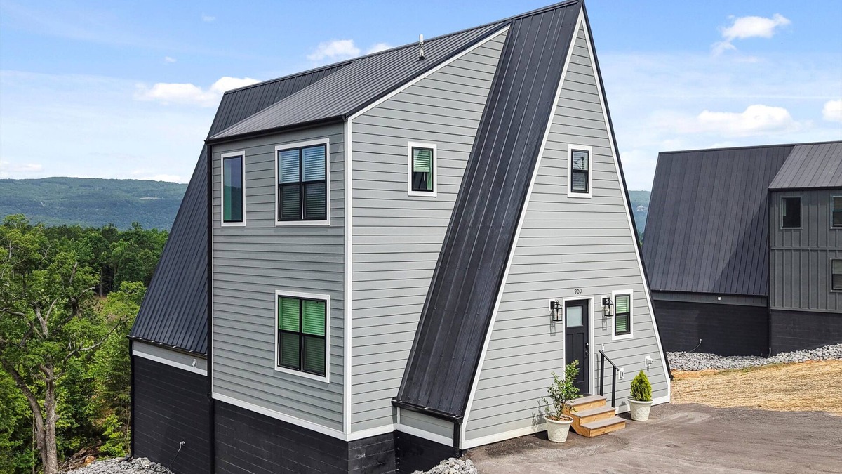 Chattanooga Valley Cabin | Cottonwood Crest A-Frame Cabin | Bluff views | Hot Tub!