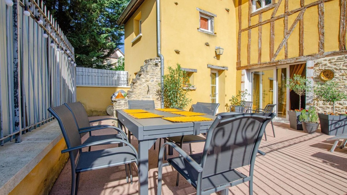 Chaource House | Couleur Safran - CHAOURCE