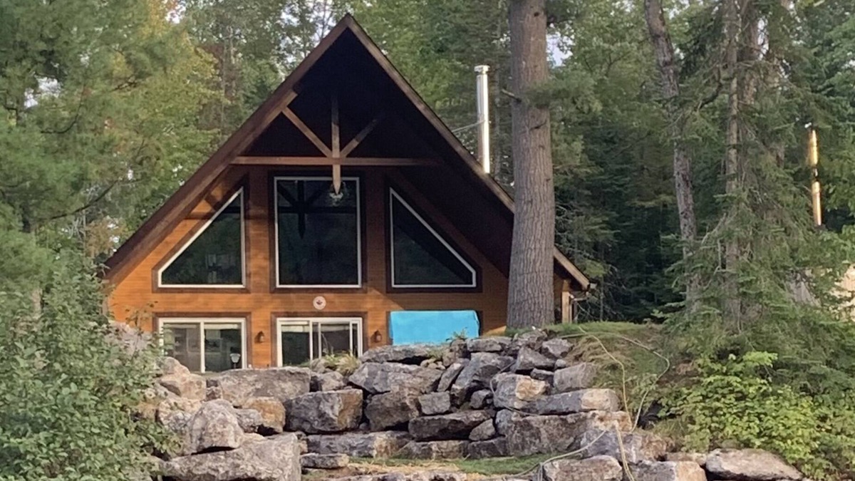 Mansfield-et-Pontefract Ski Chalet | Coulonge RiverRose Water Front Chalet CITQ#313412