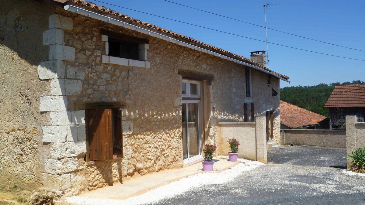 Saint-Germain-du-Salembre House | COUNTRY HOUSE 2-6 PEOPLE IN A QUIET HAMLET