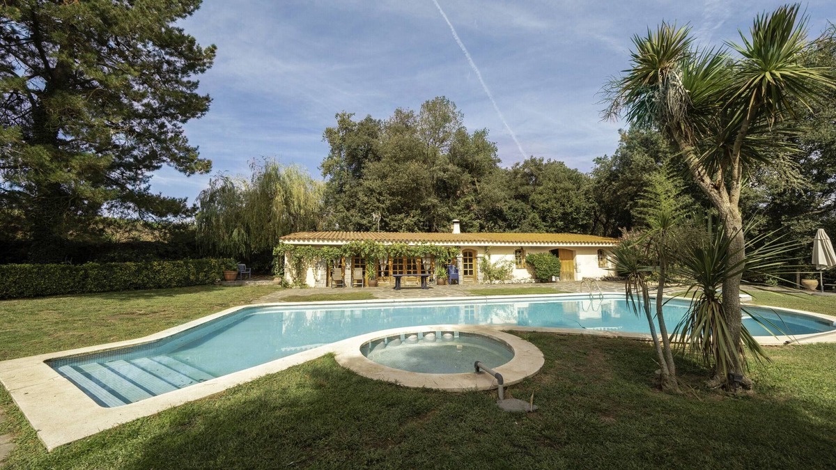 Sant Antoni de Vilamajor Villa | Country House "Can Mariné" with Mountain View, Private Pool & Wi-Fi