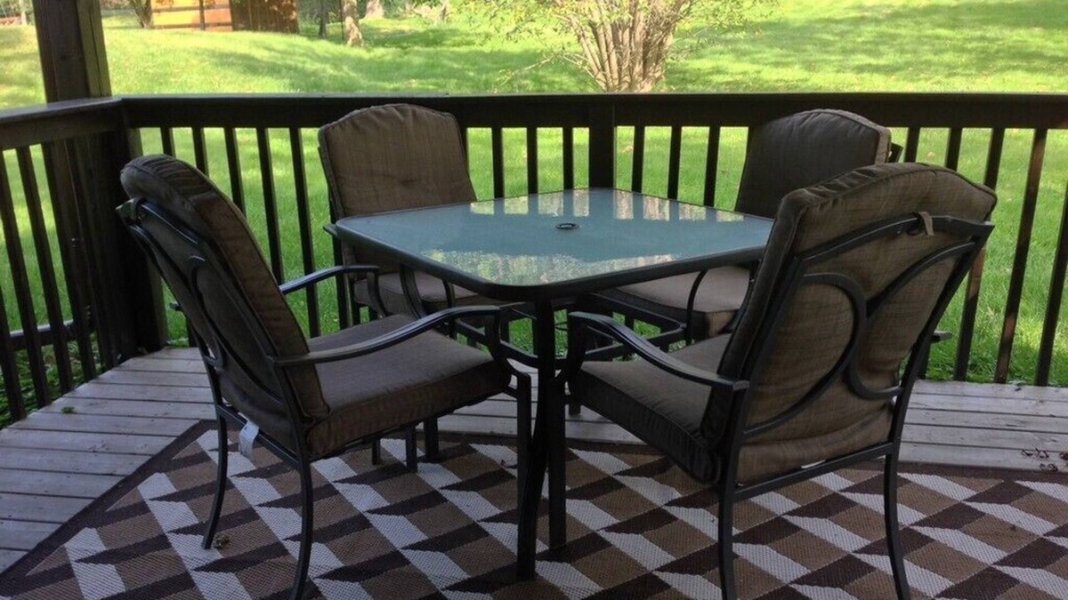 Douro-Dummer Bed & Breakfast | Country Atmosphere - City amenities, Minutes to downtown