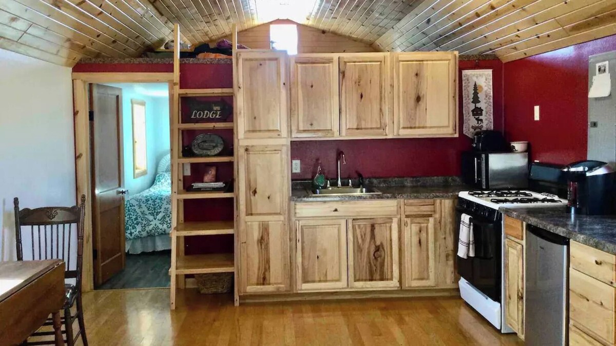 Zeona Cabin | Country Cabin on the SD Plains