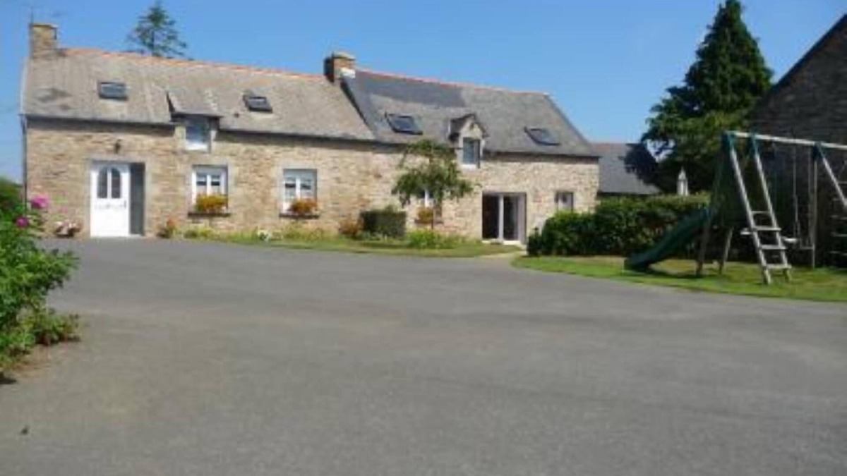 Le Mene Cottage | Country Cottage/Gite - SAINT GOUENO