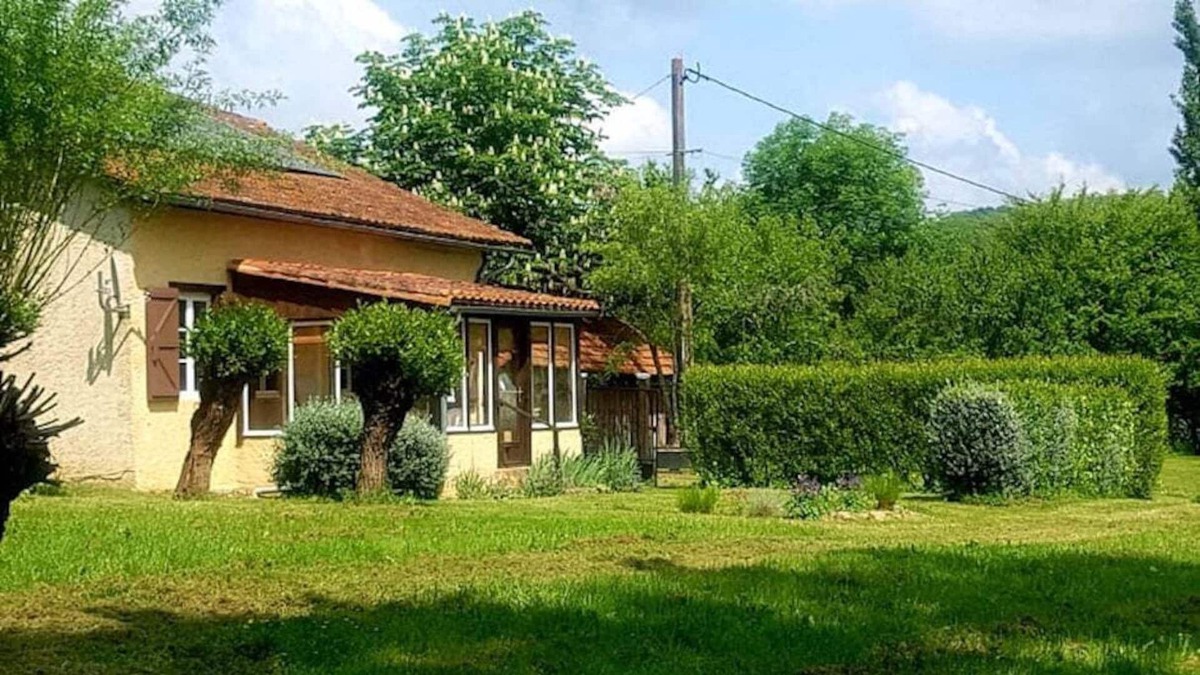 Bonnefont Cottage | Country cottage with view of the Pyrenees 3 people