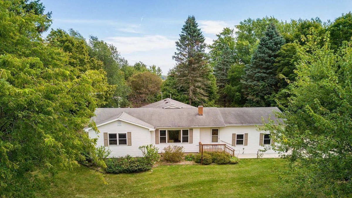 Buchanan House | Country escape on 47+ acres of incredible land