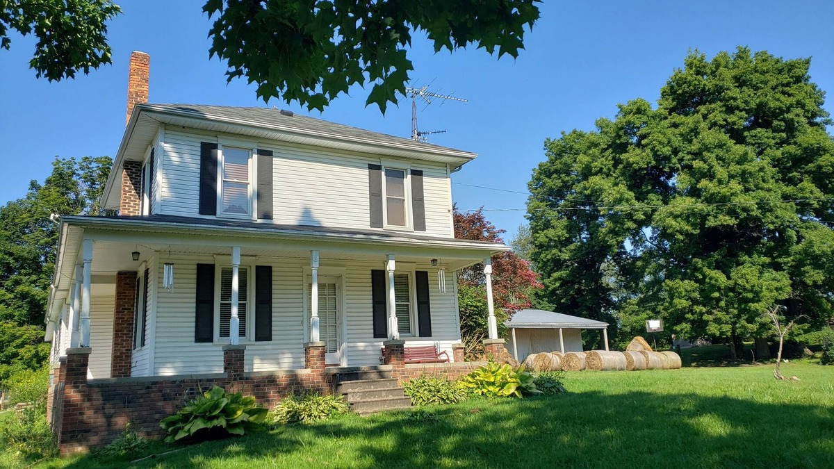 Hillsdale Other | Country farmhouse close to Hillsdale College.