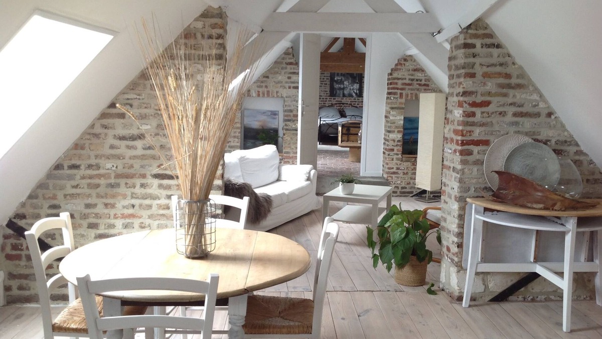 Comines House | Country getaway