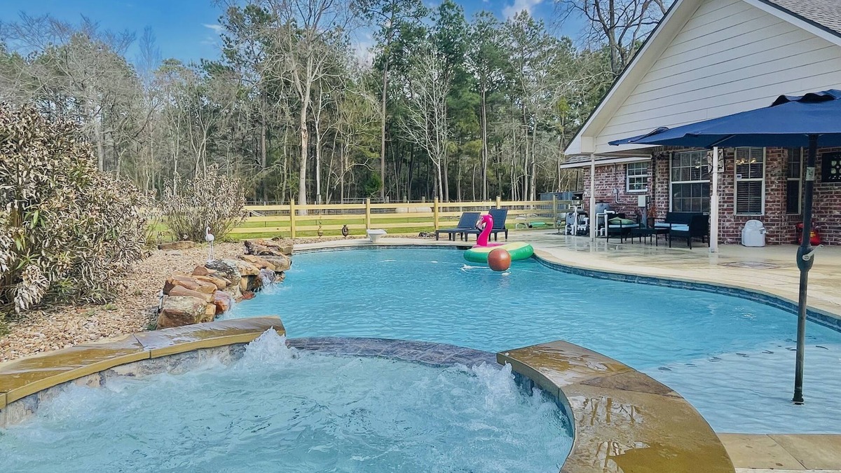 Magnolia Other | Country Getaway Magnolia Forest Home in 10 Acre Lot